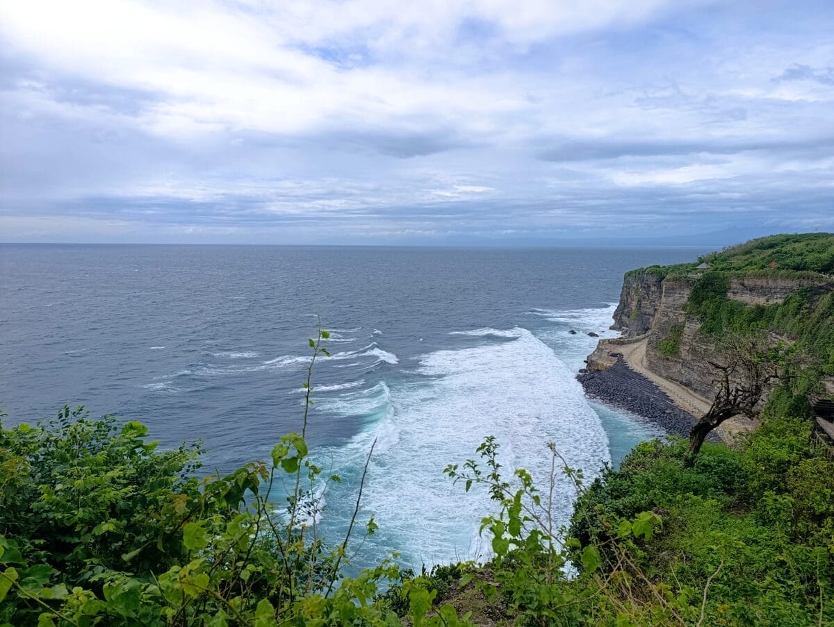 Uluwatu cliffs Bali